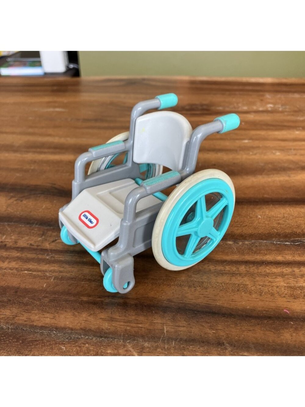 LITTLE TIKES PLACE Dollhouse Wheelchair Handicap Accessory Vintage